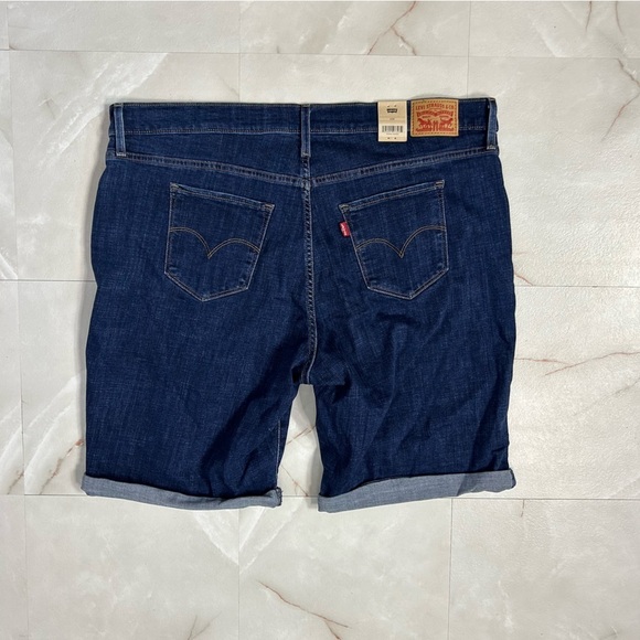 NWT Levis Bermuda Jean Shorts Denim Women's Size 20W Plus Size Rolled Cuff - Picture 3 of 4